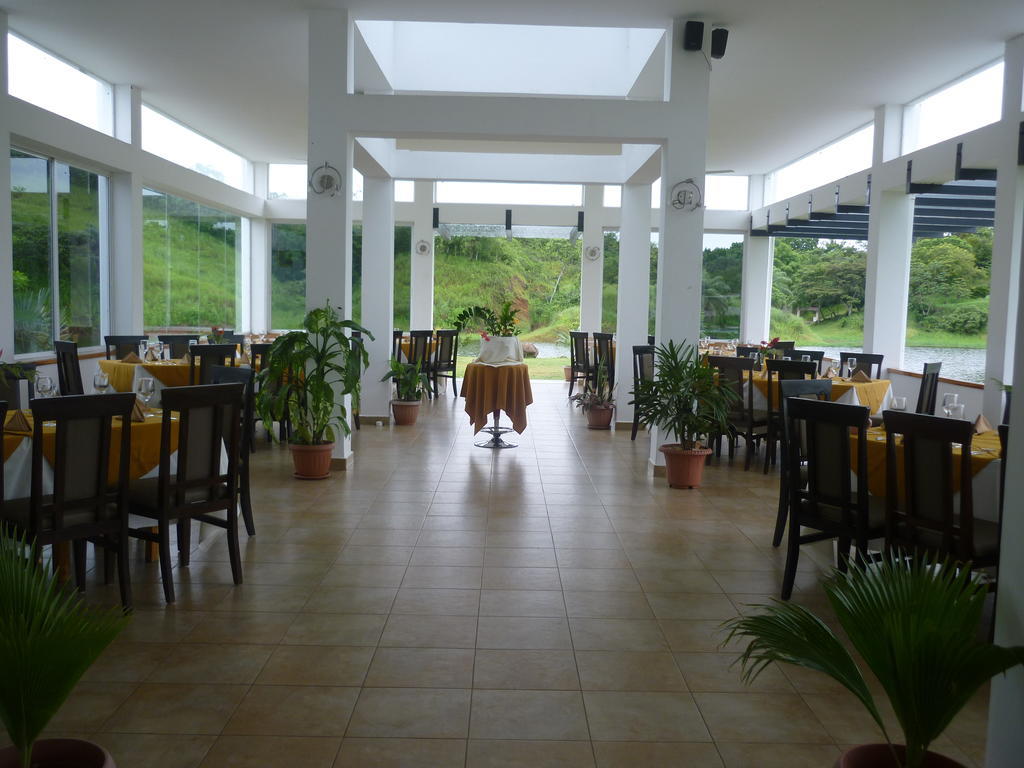Hotel Vista Lago Santiago Room photo